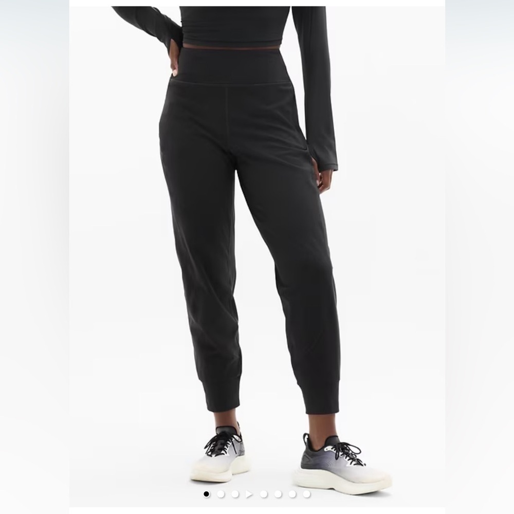 Athleta Rainer Mid Rise Jogger - Black - 2X